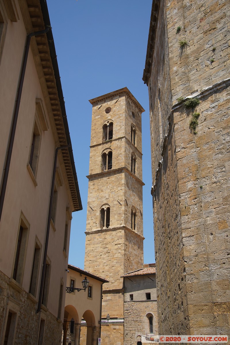 Volterra - Torre Campanaria
Mots-clés: geo:lat=43.40166159 geo:lon=10.85813290 geotagged ITA Italie Roman Catholic Diocese of Volterra Toscana Volterra Piazza San Giovanni Eglise Torre Campanaria