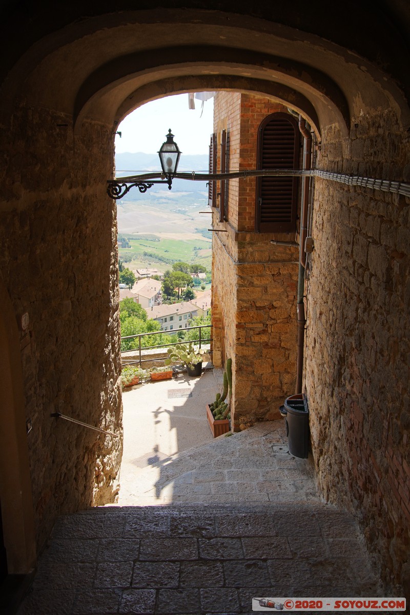 Volterra
Mots-clés: geo:lat=43.40160520 geo:lon=10.85770673 geotagged ITA Italie Roman Catholic Diocese of Volterra Toscana Volterra