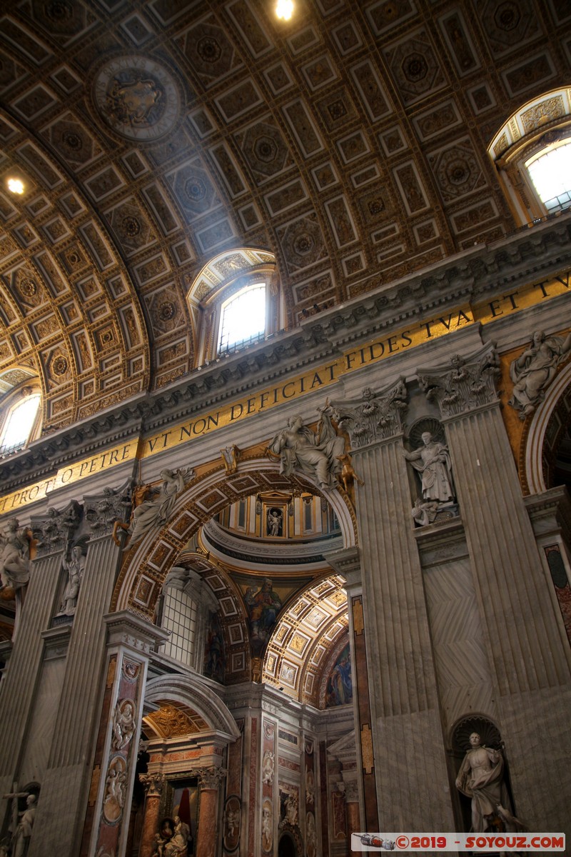 Citta del Vaticano - Basilica di San Pietro
Mots-clés: Citta' Del Vaticano geo:lat=41.90221765 geo:lon=12.45395247 geotagged VAT Vatican Vatikanstadt Citta del Vaticano patrimoine unesco Basilica di San Pietro Egli$e Lumiere