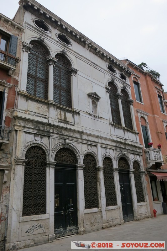 Venezia - Santa Croce, 131A
Mots-clés: geo:lat=45.43659638 geo:lon=12.32288854 geotagged ITA Italie Santa Croce Venedig Veneto patrimoine unesco