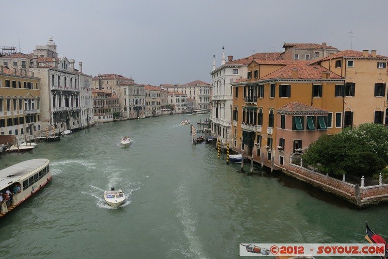 Venezia - Canal Grande
Mots-clés: geo:lat=45.43169202 geo:lon=12.32896746 geotagged ITA Italie San Marco SestiÃ¨re di Dorsoduro Veneto patrimoine unesco canal Canal Grande