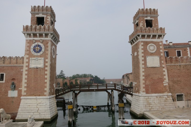 Venezia - Arsenale
Mots-clés: Castello geo:lat=45.43463260 geo:lon=12.34999312 geotagged ITA Italie SestiÃ¨re di Castello Veneto patrimoine unesco