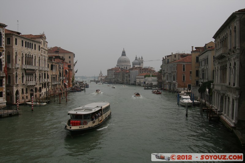 Venezia - Canal Grande
Mots-clés: geo:lat=45.43152225 geo:lon=12.32885014 geotagged ITA Italie San Marco SestiÃ¨re di Dorsoduro Veneto patrimoine unesco canal Canal Grande