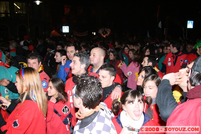 Storico Carnevale di Ivrea - Asso di Picche
Mots-clés: Nuit