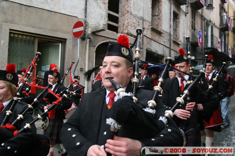 Storico Carnevale di Ivrea - Ringwood Pipe Band di Poole
