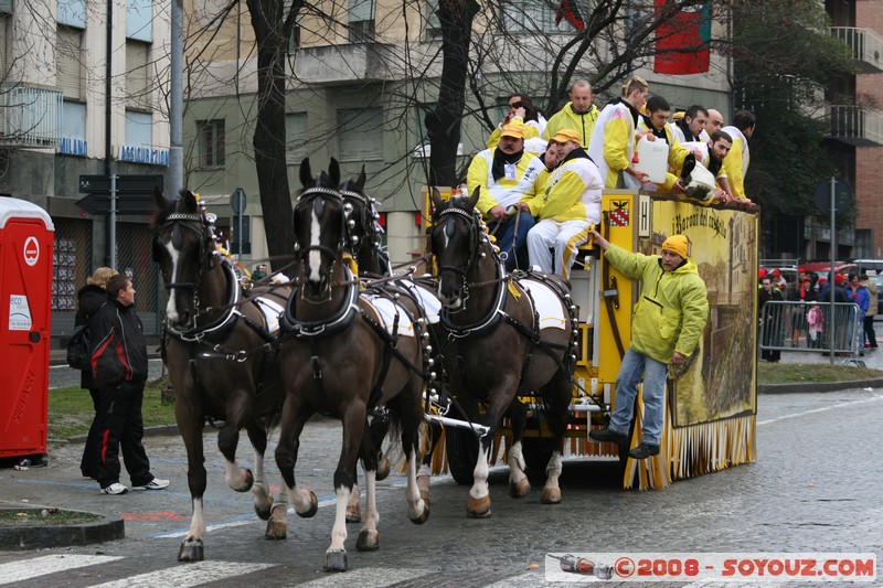 Storico Carnevale di Ivrea - I Baroni del Castello
