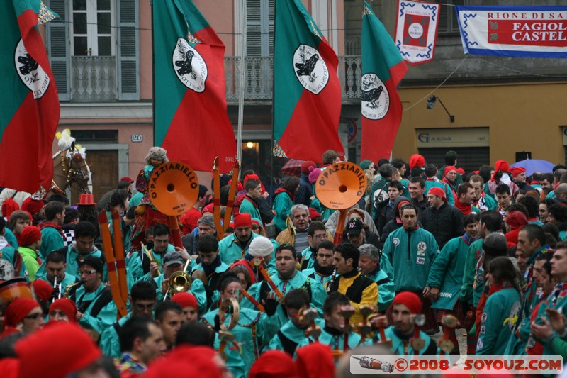 Storico Carnevale di Ivrea - Banda musicale O'Pazzariello
