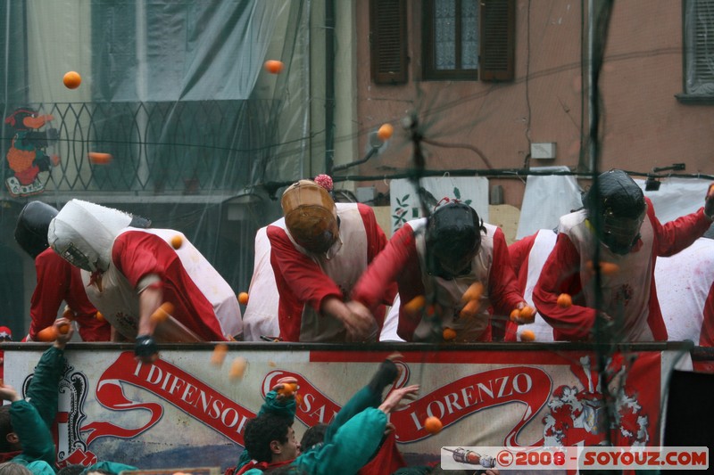 Ivrea - Battaglia delle Arance - Tuchini Del Borghetto e I Difensori di San Lorenzo
