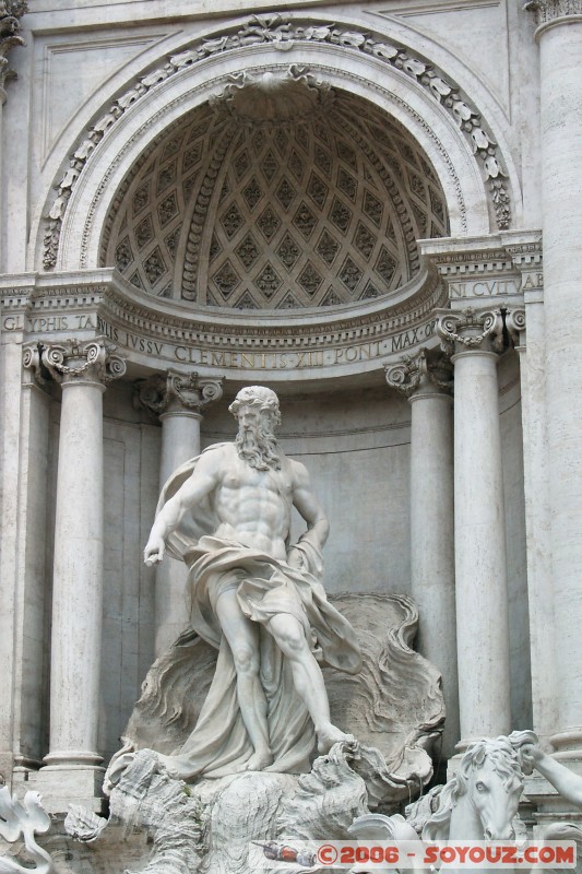 Fontana di Trevi
L'Ocean - personnage principal de la fontaine, il se tient sur un char tir par des cheveaux ails.
