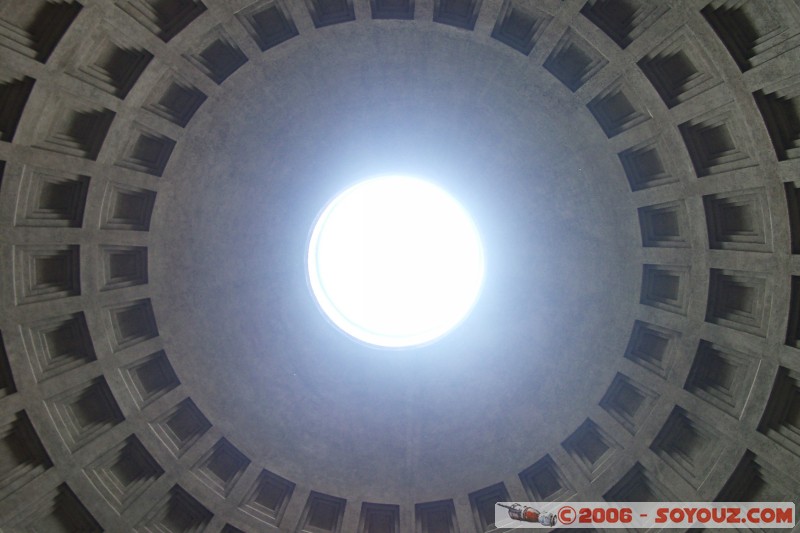 Pantheon
Ouverture de la voute du Pantheon
