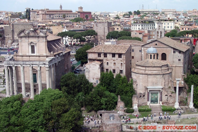 Tempio d'Antoninus e Faustina
