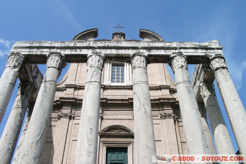 Tempio d'Antoninus e Faustina
