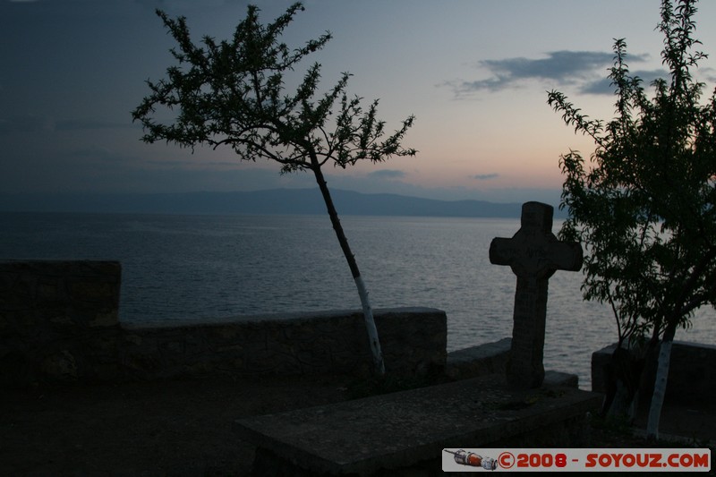 Ohrid - Church of Sveti Jovan at Kaneo
Mots-clés: patrimoine unesco sunset Eglise