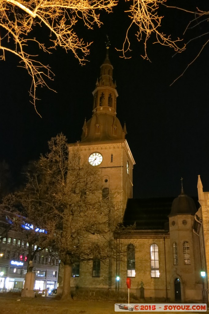 Oslo by night - Karl Johans gate - Domkirke
Mots-clés: geo:lat=59.91227900 geo:lon=10.74612680 geotagged NOR Norvège Oslo Norway Karl Johans gate Oslo Domkirke Eglise Nuit