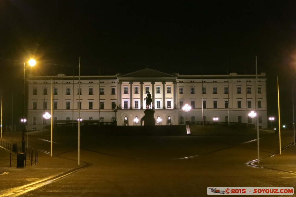 Oslo by night - Det Kongelige Norske Slott
Mots-clés: geo:lat=59.91600481 geo:lon=10.73151827 geotagged NOR Norvège Oslo Vika Norway Nuit Det Kongelige Norske Slott