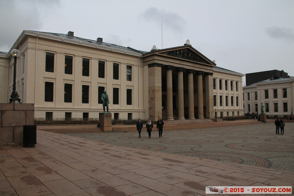 Oslo - Karl Johans gate - Universitetet
Mots-clés: geo:lat=59.91538100 geo:lon=10.73472200 geotagged NOR Norvège Oslo Vika Norway universit Universitetet