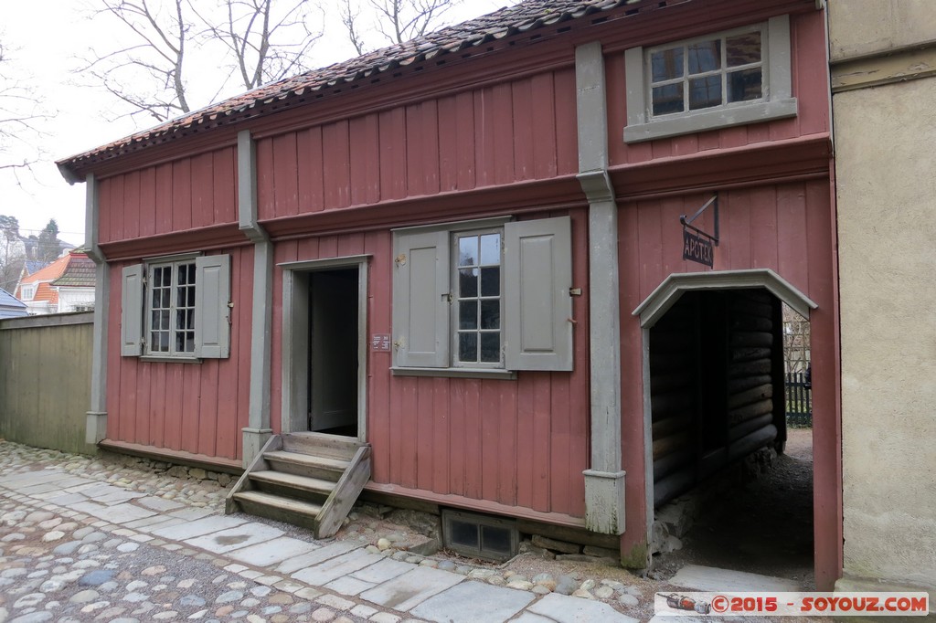 Bygdoy - Norsk Folkemuseum - Gamlebyen / Pub
Mots-clés: Akershus Bygdøy geo:lat=59.90628800 geo:lon=10.68758800 geotagged Lysaker NOR Norvège Norway Norsk Folkemuseum Gamlebyen