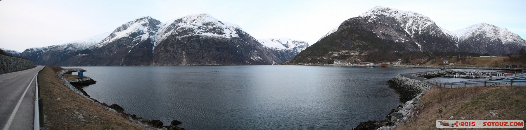 Eidfjord - Panorama
Stitched Panorama
Mots-clés: Eidfjord geo:lat=60.46493841 geo:lon=7.05612024 geotagged Hordaland Lægereid NOR Norvège Fjord Montagne panorama Neige