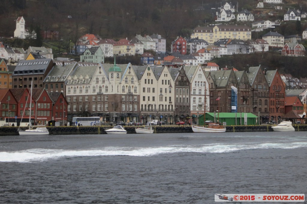 Bergen - Bryggen
Mots-clés: Bergen geo:lat=60.39663000 geo:lon=5.31823013 geotagged Hordaland NOR Norvège Norway Strandside Bryggen patrimoine unesco