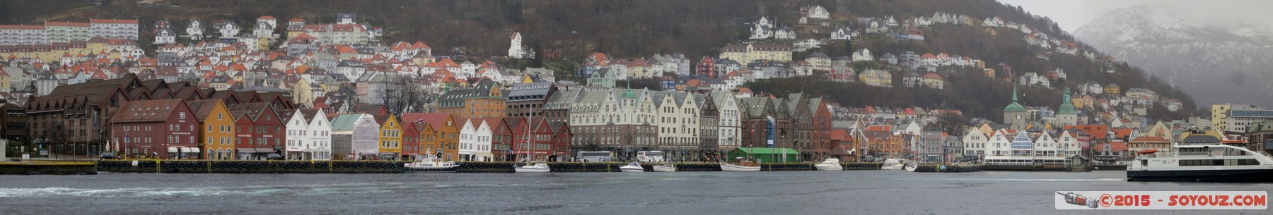 Bergen - Bryggen / World Heritage - panorama
Stitched Panorama
Mots-clés: Bergen geo:lat=60.39659092 geo:lon=5.31835376 geotagged Hordaland NOR Norvège Norway Strandside Bryggen patrimoine unesco panorama