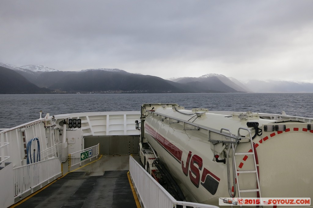 Sognefjord - Ferry Oppedal/Lavik
Mots-clés: geo:lat=61.06692600 geo:lon=5.50371550 geotagged Lavik NOR Norvège Sogn og Fjordane Ytre Oppedal Norway Sognefjord Fjord bateau