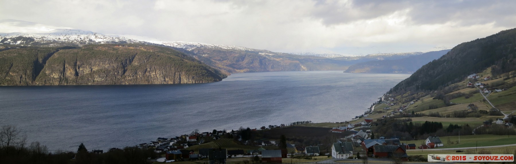 Innvikfjorden - Utvik - panorama
Stitched Panorama
Mots-clés: Fjelli geo:lat=61.79803557 geo:lon=6.51953110 geotagged NOR Norvège Sogn og Fjordane Utvik Fjord Montagne panorama