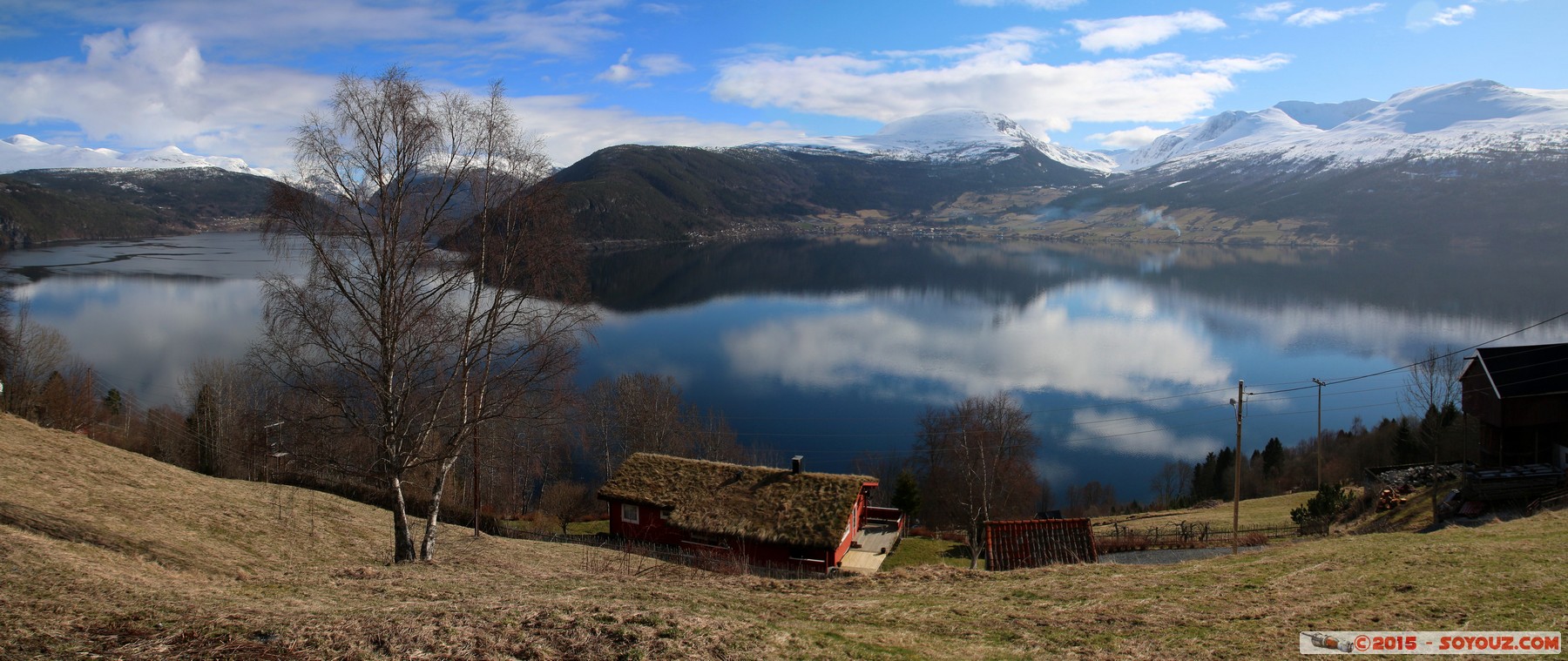 Innvikfjorden - Blaksaeter - Panorama
Stitched Panorama
Mots-clés: Blaksæter Blakset geo:lat=61.85967294 geo:lon=6.52669138 geotagged NOR Norvège Sogn og Fjordane Fjord Montagne Neige panorama