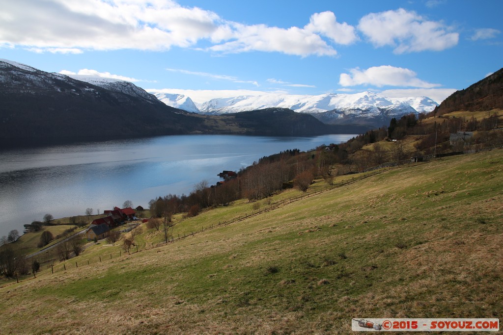 Innvikfjorden - Hopland
Mots-clés: geo:lat=61.86445760 geo:lon=6.22832640 geotagged Hennebygda Hopland NOR Norvège Sogn og Fjordane Innvikfjorden Fjord Neige Montagne