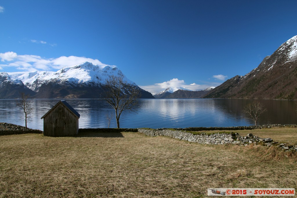 Nordfjord - Lote
Mots-clés: geo:lat=61.87079660 geo:lon=6.07242000 geotagged Hestenesøyra Lote NOR Norvège Sogn og Fjordane Neige Montagne Fjord Nordfjord