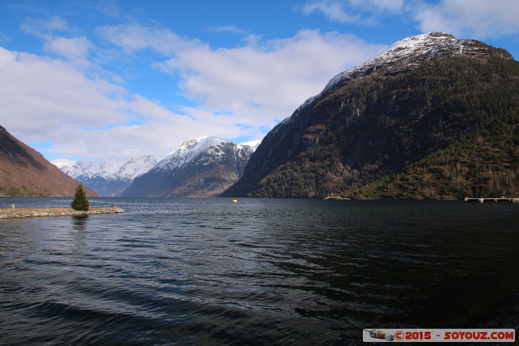 Hellesylt - Geirangerfjord
Mots-clés: geo:lat=62.08640586 geo:lon=6.87030757 geotagged Hellesylt More og Romdal NOR Norvège Geirangerfjord patrimoine unesco Neige Montagne Fjord