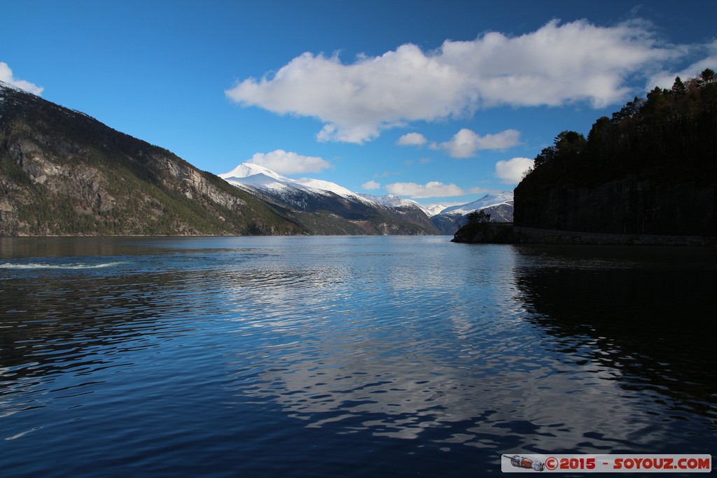 Stranda - Storfjorden
Mots-clés: geo:lat=62.30763493 geo:lon=6.94966926 geotagged More og Romdal NOR Norvège Stranda Storfjorden Fjord Montagne Neige