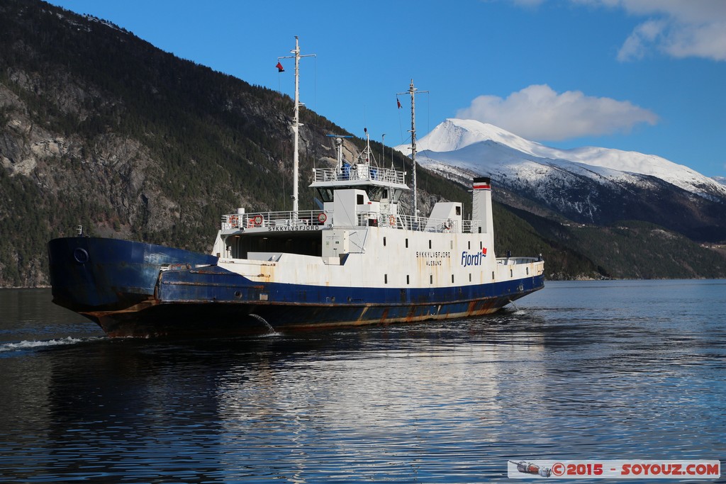 Stranda - Storfjorden - Ferry Fjord1
Mots-clés: geo:lat=62.30771580 geo:lon=6.94951980 geotagged More og Romdal NOR Norvège Stranda bateau Storfjorden Fjord Montagne