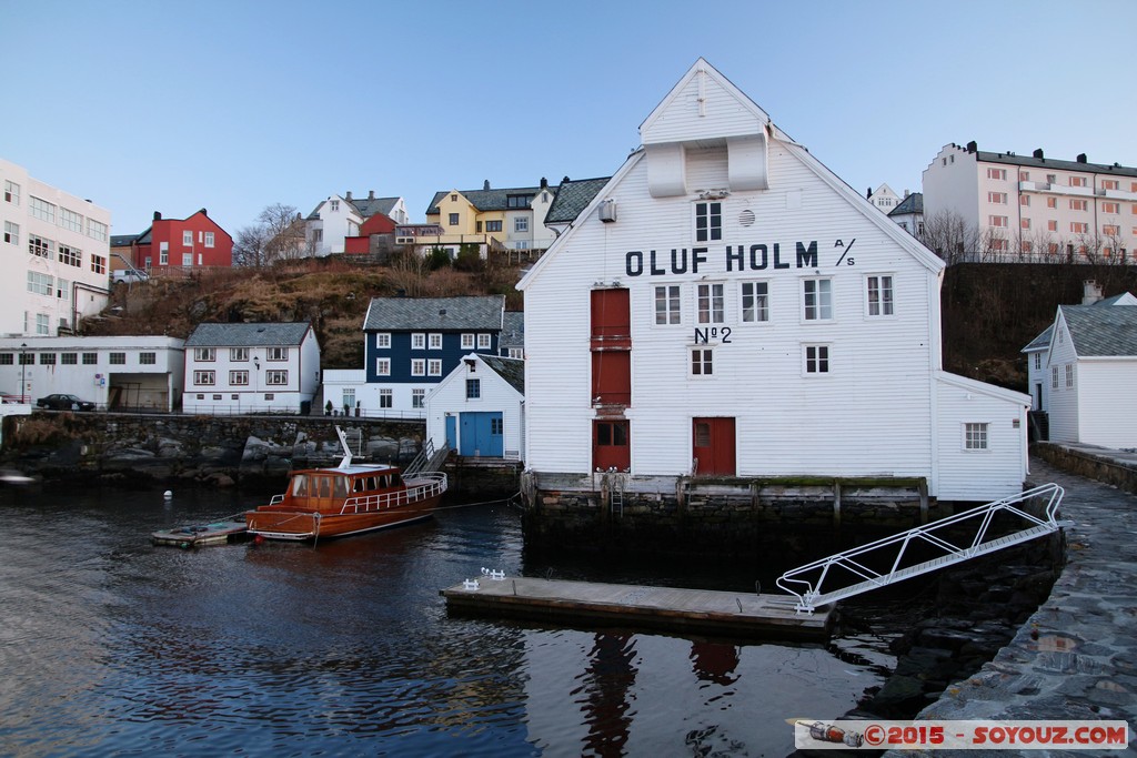 Alesund - Fiskerimuseet
Mots-clés: lesund geo:lat=62.47413065 geo:lon=6.14917306 geotagged More og Romdal NOR Norvège Norway Alesund