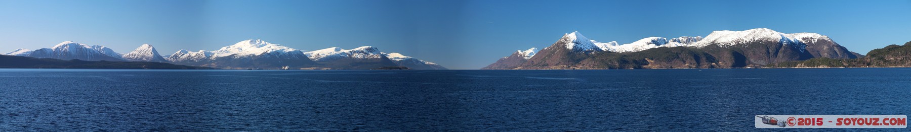 Midfjorden - Ferry Vestnes/Molde - panorama
Stitched Panorama
Mots-clés: geo:lat=62.71707360 geo:lon=7.10494140 geotagged Mek Molde More og Romdal NOR Norvège Norway Midfjorden Fjord Neige Montagne panorama