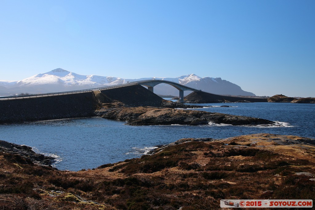 More og Romdal - Atlanterhavsveien - Storseisundet
Mots-clés: Averøy geo:lat=63.01937360 geo:lon=7.36249460 geotagged More og Romdal NOR Norvège Utheim Norway Atlanterhavsveien Storseisundet mer Route Pont Lyngholmen Mer