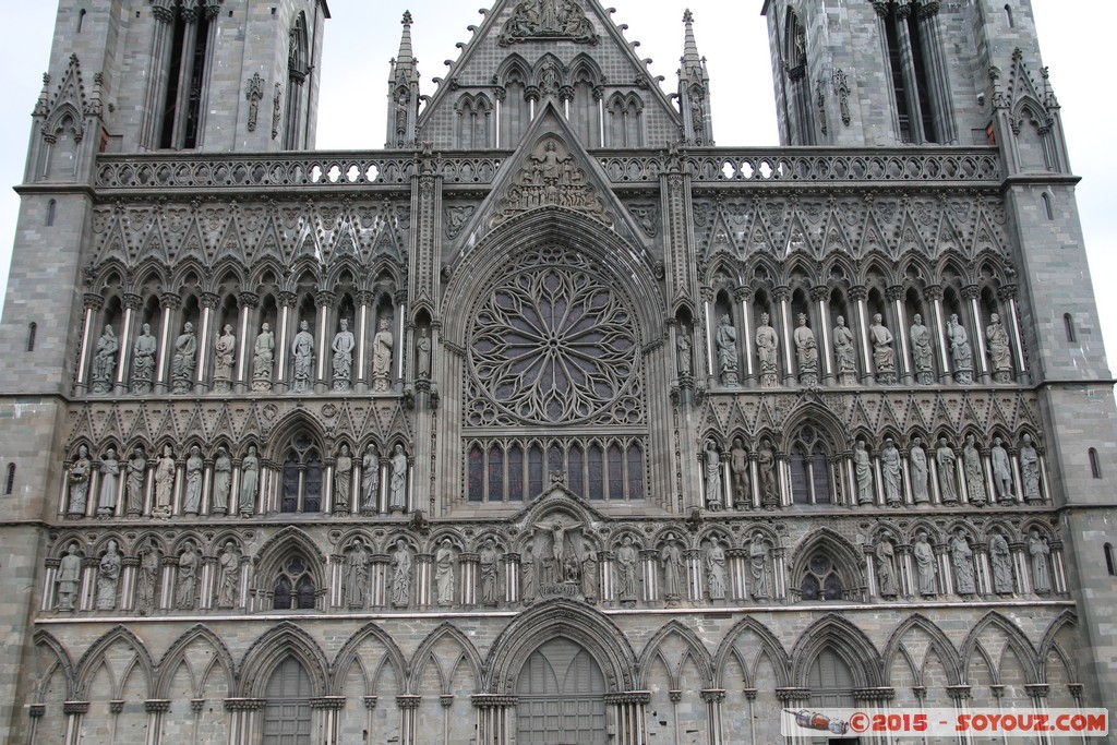 Trondheim - Nidaros Domkirke
Mots-clés: geo:lat=63.42688767 geo:lon=10.39502338 geotagged Kalvskinnet NOR Norvège Sor-Trondelag Trondheim Norway Nidaros Domkirke Eglise