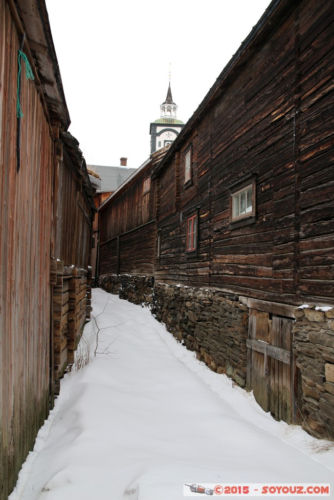 Roros - Lorentz Lossius Gata
Mots-clés: geo:lat=62.57640340 geo:lon=11.38962713 geotagged NOR Norvège Røros Sor-Trondelag Norway patrimoine unesco Lorentz Lossius Gata