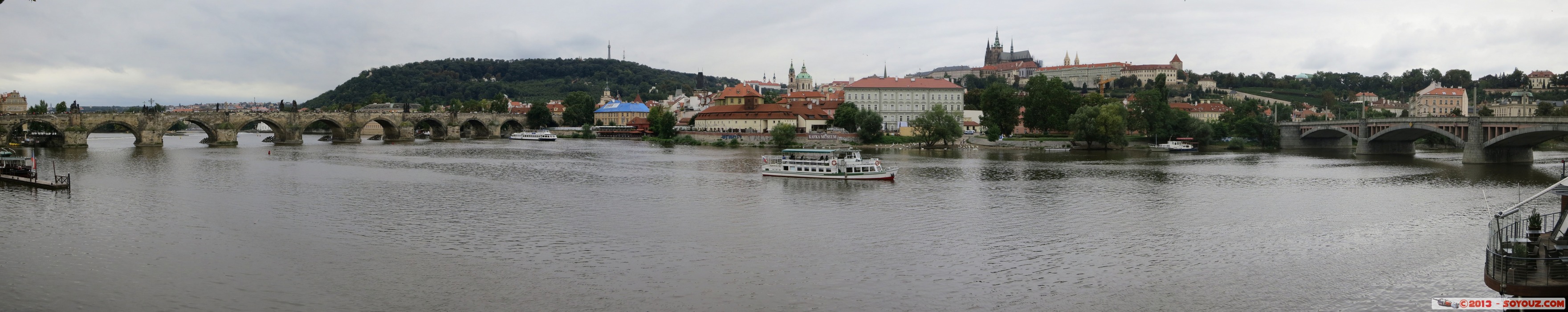 Prague - Stare Mesto - Karluv most - Panorama
Mots-clés: CZE geo:lat=50.08831652 geo:lon=14.41374868 geotagged HlavnÃ�Â­ mesto Praha KoÃ�Â¡Ã�Â­re StarÃ�Â© Mesto patrimoine unesco StarÃ© MÄ�sto Stare Mesto Karluv most Pont pa