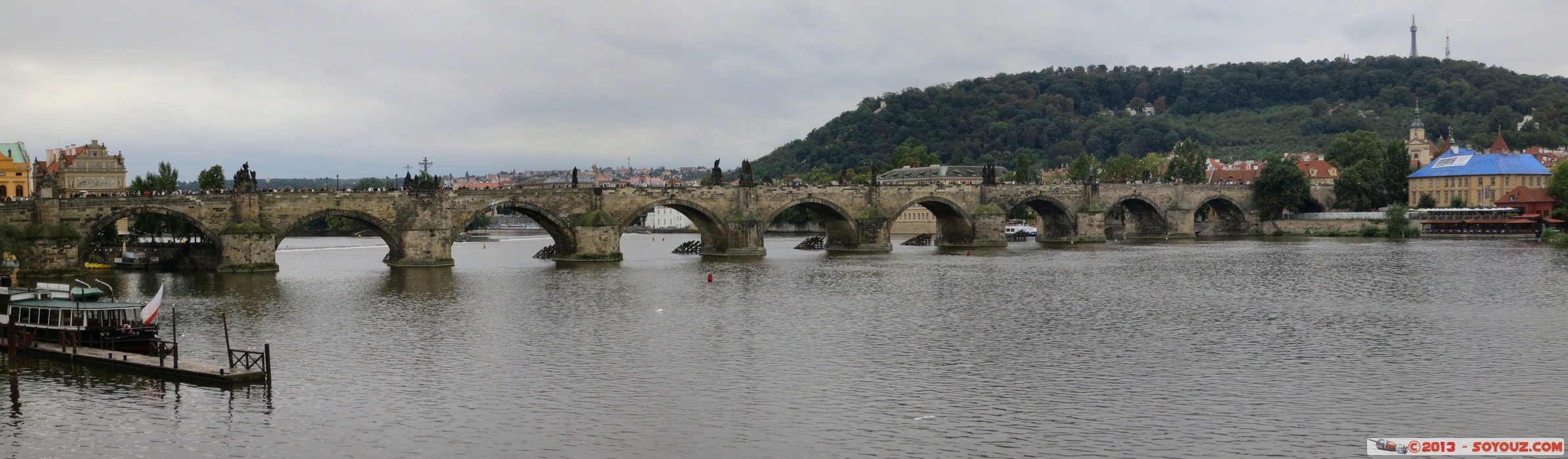 Prague - Stare Mesto - Karluv most - Panorama
Stitched Panorama
Mots-clés: CZE geo:lat=50.08750940 geo:lon=14.41379964 geotagged HlavnÃ�Â­ mesto Praha KoÃ�Â¡Ã�Â­re StarÃ�Â© Mesto patrimoine unesco Stare Mesto Karluv most Pont panorama