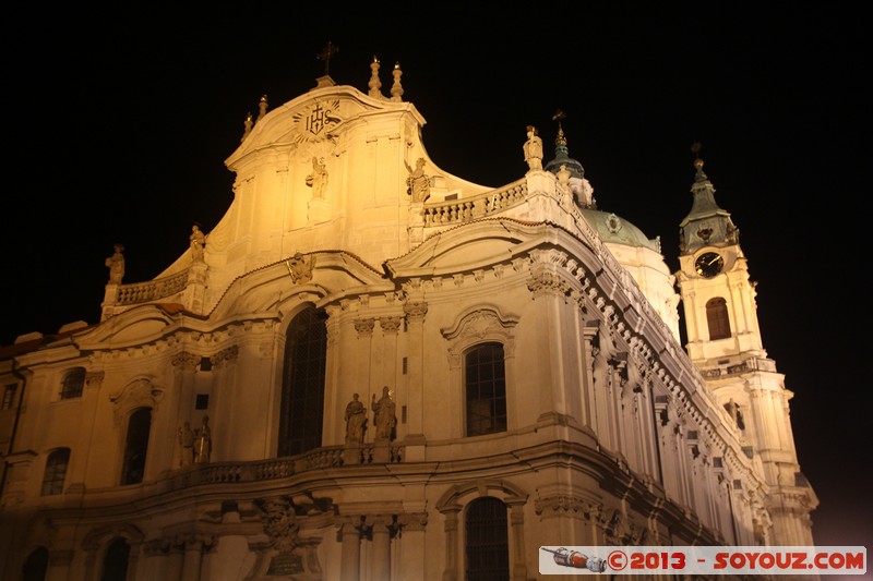 Prague by Night - Chram sv. Mikulase
Mots-clés: CZE geo:lat=50.08801295 geo:lon=14.40271698 geotagged HlavnÃ­ mÄsto Praha Prager Kleinseite RÃ©publique TchÃ¨que Sedlec Nuit Malostranske Namesti Eglise Chram sv. Mikulase patrimoine unesco