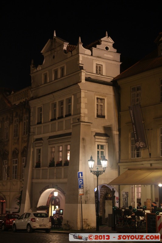 Prague by Night - Malostranske Namesti
Mots-clés: CZE geo:lat=50.08785522 geo:lon=14.40274116 geotagged HlavnÃ­ mÄsto Praha Prager Kleinseite RÃ©publique TchÃ¨que Sedlec Nuit Malostranske Namesti patrimoine unesco