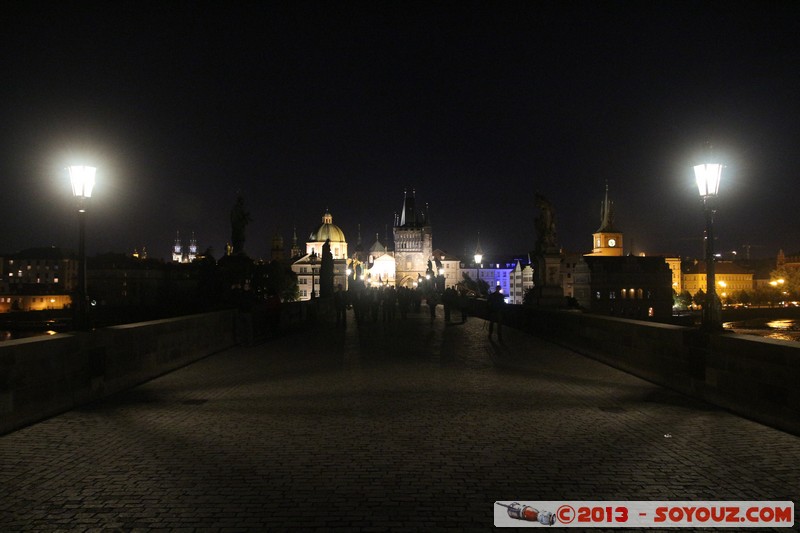 Prague by Night - Karluv most
Mots-clés: CZE geo:lat=50.08667308 geo:lon=14.41003210 geotagged HlavnÃ­ mÄsto Praha KoÅ¡Ã­Åe Prager Kleinseite RÃ©publique TchÃ¨que Nuit Karluv most Pont patrimoine unesco