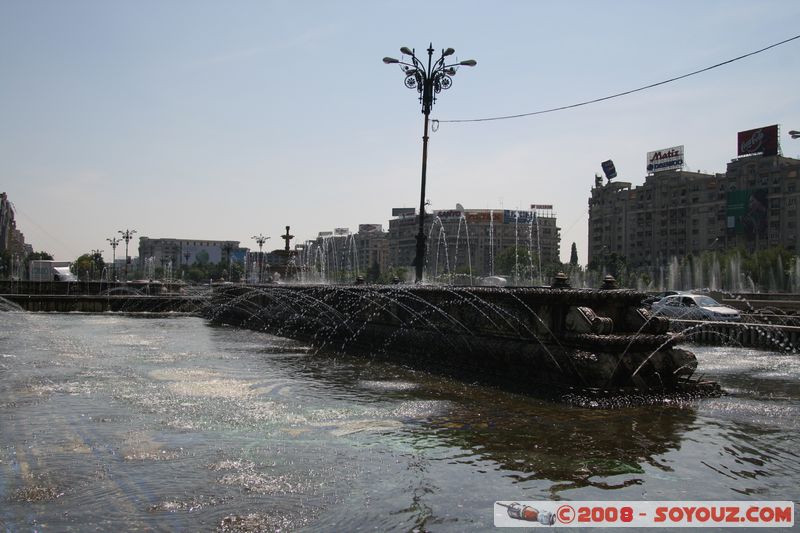 Bucarest - Unirii Boulevard
Mots-clés: Fontaine Communisme