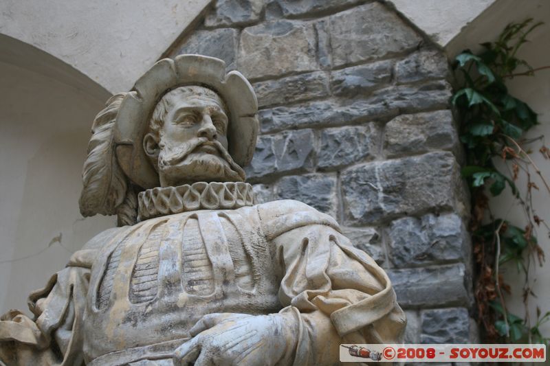 Sinaia - Peles Castle
Mots-clés: chateau statue