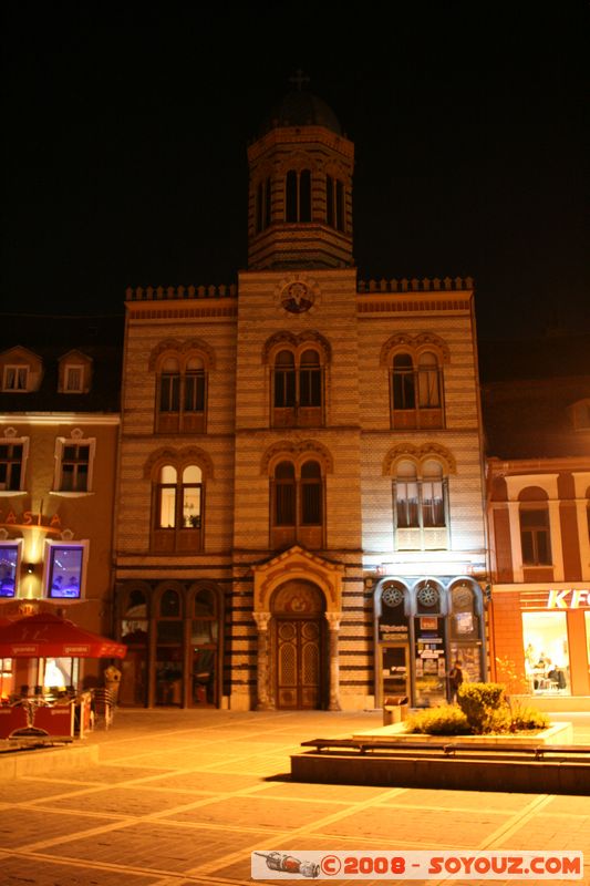 Brasov by night - Biserica Sfanta Adormire
Mots-clés: Nuit Eglise