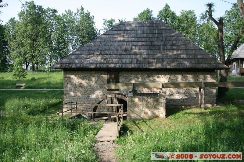 Suceava's Village Museum - Moara Manastirea Humorului (moulin)
Mots-clés: Bois