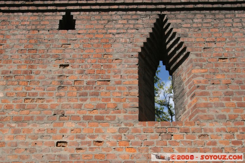 Moscou - Reste du mur d'enceinte de Kitai-Gorod
