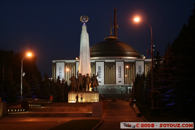 Moscou - Musee de la Grande Guerre Patriotique
Mots-clés: Nuit Communisme