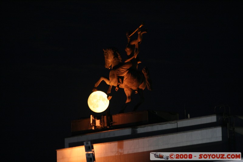 Moscou - Musee de la Grande Guerre Patriotique - Effet de Lune
Mots-clés: Nuit Lune statue Communisme