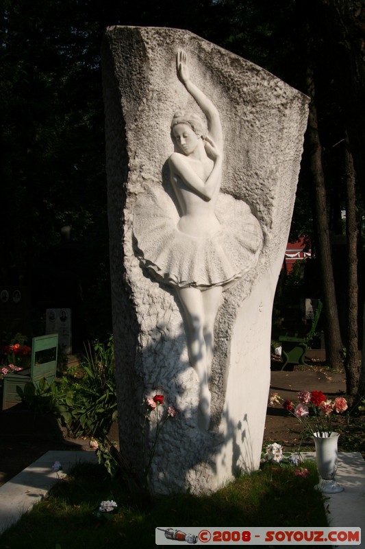 Moscou - Cimetiere Novodevichy
Mots-clés: cimetiere sculpture